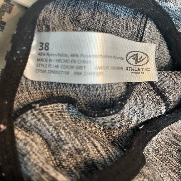 Bundle of three sports bras - Picture 2 of 4